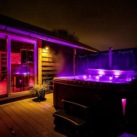 B&B En Wellness De Waalhoeve Angerlo Exteriör bild