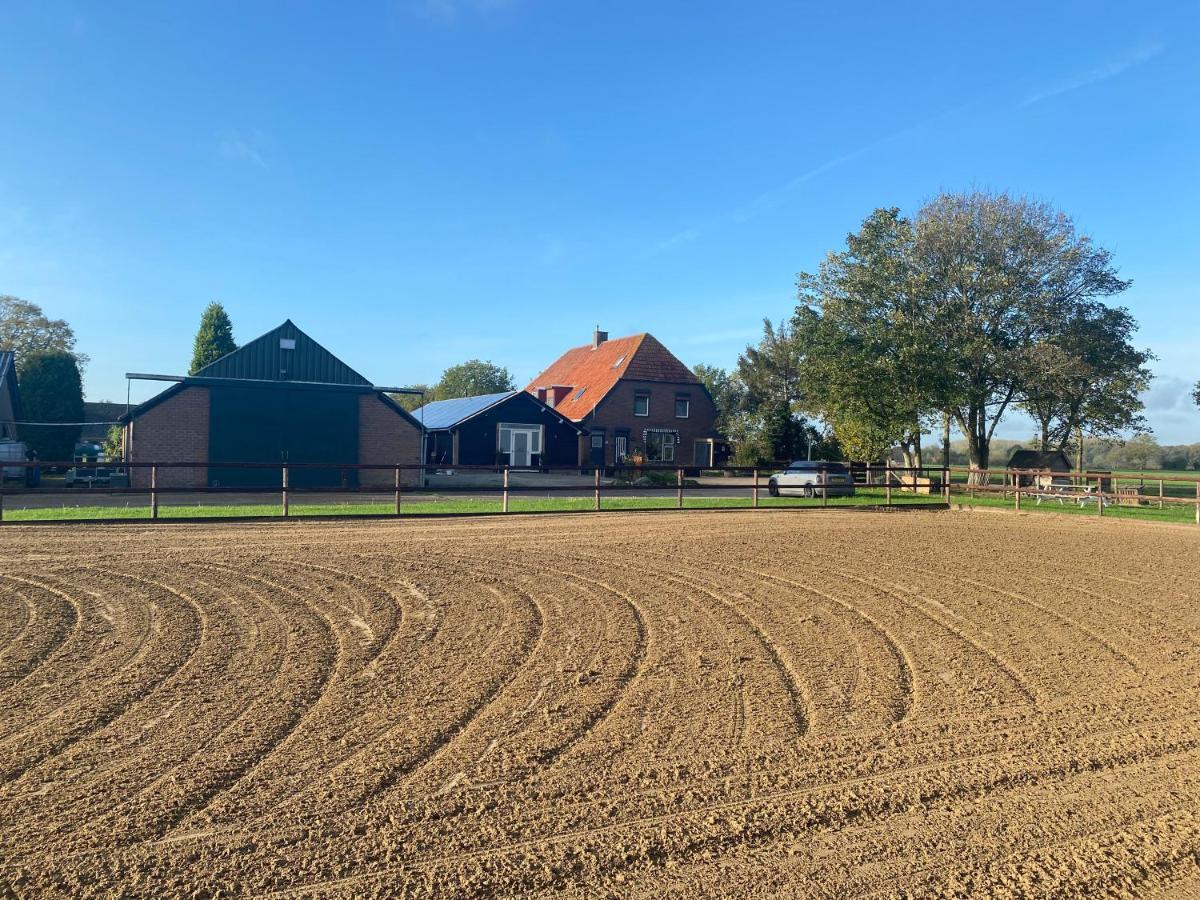 B&B En Wellness De Waalhoeve Angerlo Exteriör bild