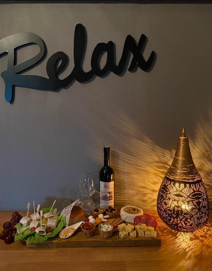 B&B En Wellness De Waalhoeve Angerlo Exteriör bild