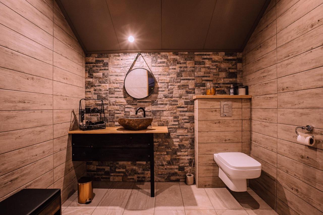 B&B En Wellness De Waalhoeve Angerlo Exteriör bild