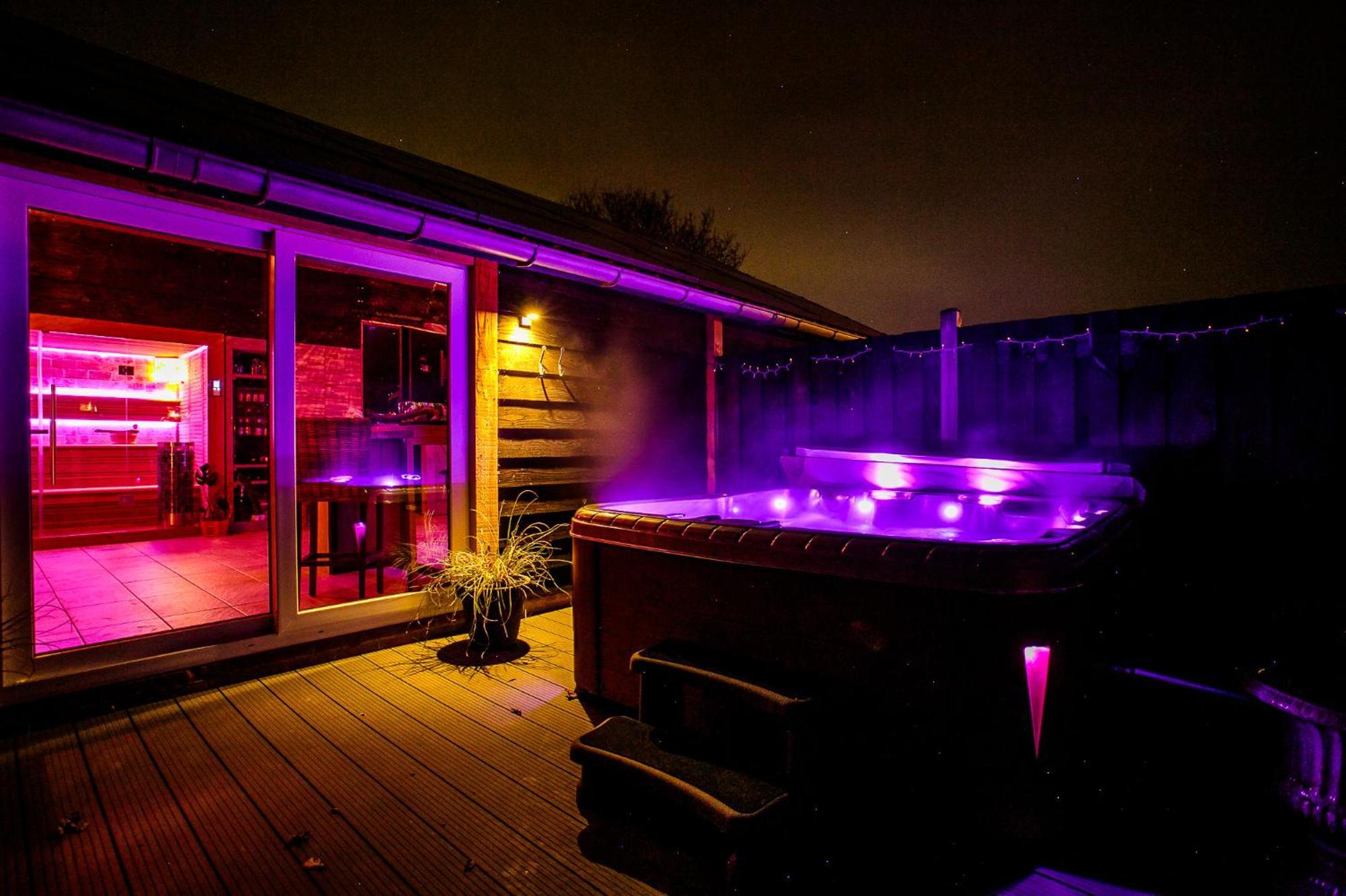 B&B En Wellness De Waalhoeve Angerlo Exteriör bild
